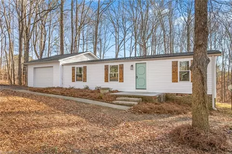 1035 Gap Ln, Tobaccoville, NC 27050