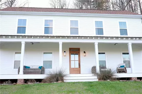 466 Sykes Dairy Rd, Mount Airy, NC 27030
