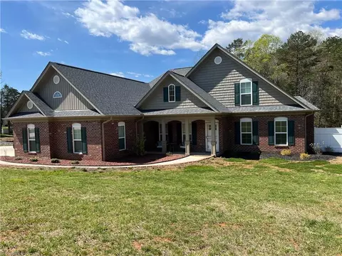 146 Conrad Rd, Lewisville, NC 27023