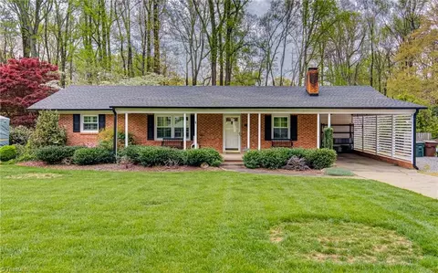 112 Pineburr Rd, Greensboro, NC 27455