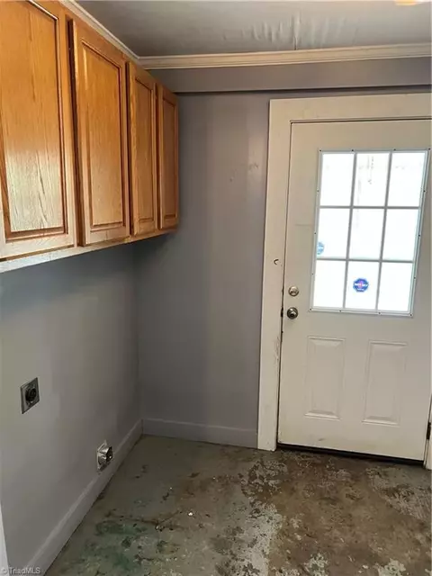 Entry Way - 810 Mark St, High Point, NC 27260 photo 1 of 2