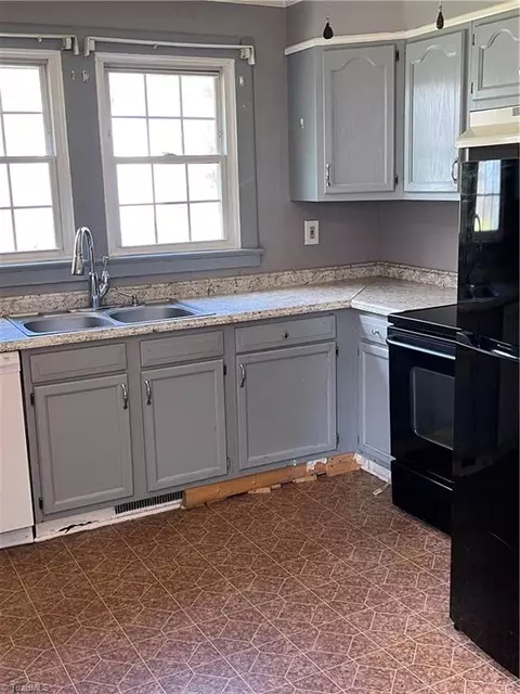 Kitchen - 810 Mark St, High Point, NC 27260 photo 1 of 4