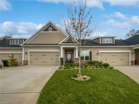 243 Hawks Nest Cir, Clemmons, NC 27012