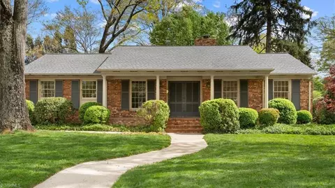 1107 Cornwallis Dr W, Greensboro, NC 27408