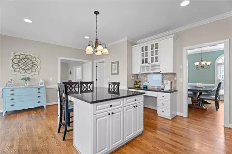 Kitchen - 3419 Tanglebrook Trl, Clemmons, NC 27012 photo 4 of 4