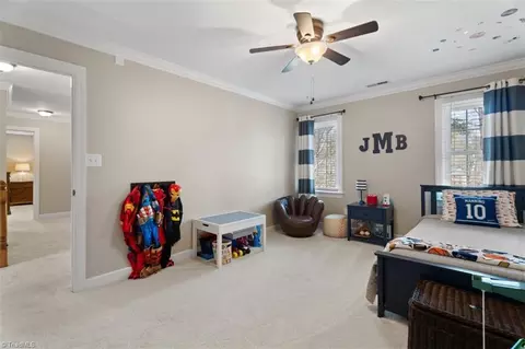 Living - 3419 Tanglebrook Trl, Clemmons, NC 27012 photo 3 of 6