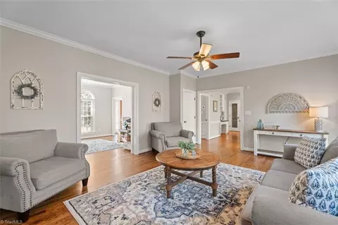 Living - 3419 Tanglebrook Trl, Clemmons, NC 27012 photo 1 of 6