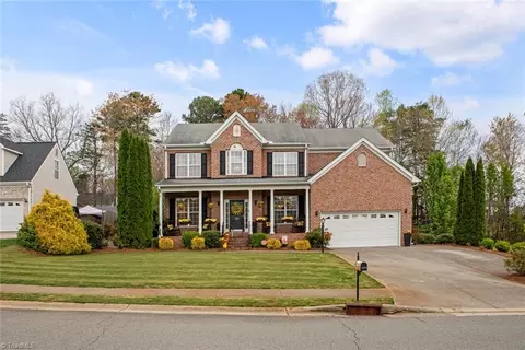 200 Oakmont Ct, King, NC 27021