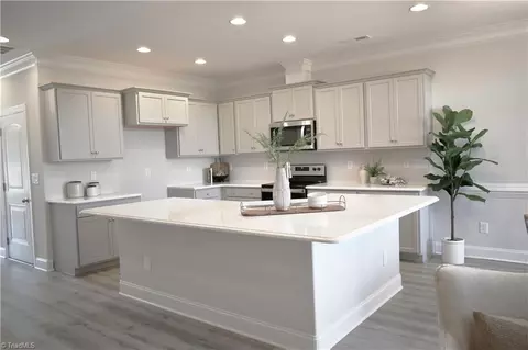 Kitchen - 4755 Willowstone Dr #LOT 367, High Point, NC 27265 photo 3 of 5