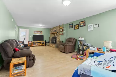 Living - 1066 Buck Fork Rd, Dobson, NC 27017 photo 3 of 4