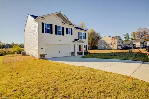 3501 Mallory Dr, Haw River, NC 27258