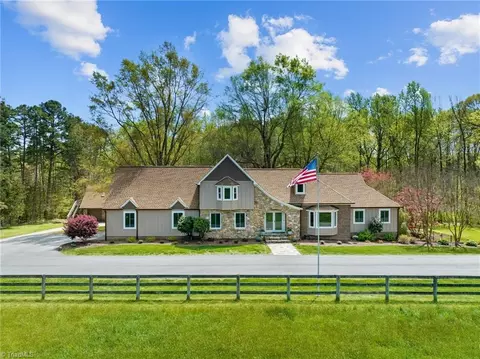 4408 Millpoint Rd, Greensboro, NC 27406