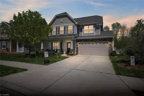 181 Kilbourne Dr, Bermuda Run, NC 27006