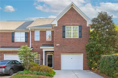 1427 New Garden Rd #E, Greensboro, NC 27410