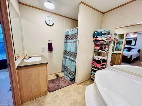 326 Huffman Fork Rd, Purlear, NC 28665 photo 20