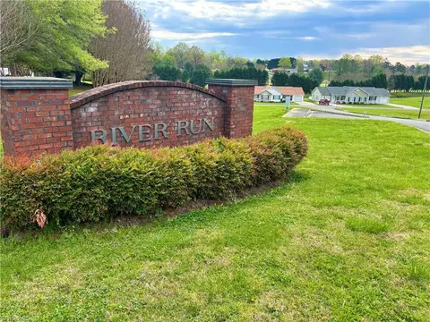 tbd River Walk Rd, Mount Airy, NC 27030