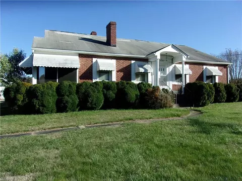623 Trindale Rd, Trinity, NC 27370