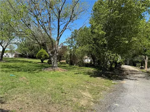 5416 Robbins Country Rd, Trinity, NC 27370 photo 16