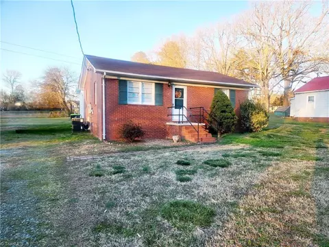 3764 3766 Bolivar Ave, High Point, NC 27260