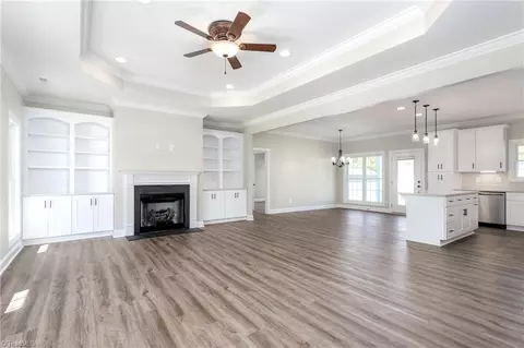 264 Cedar Lodge Rd, Thomasville, NC 27360