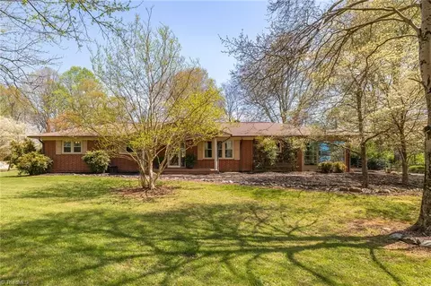 944 Hege Rd, Lexington, NC 27295