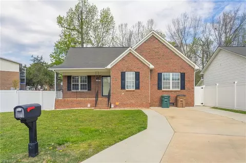 2503 David Richmond Ct, Greensboro, NC 27405