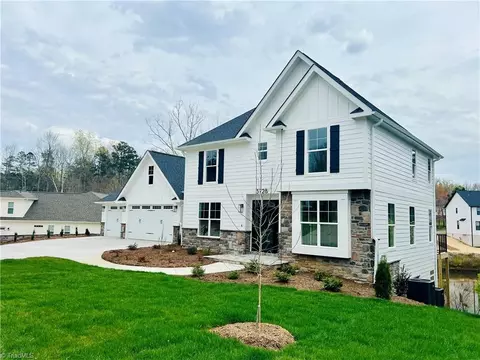 3728 Apple Orchard Cv, High Point, NC 27265