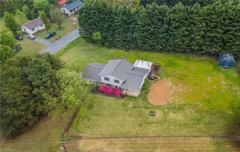 View/Area - 274 Moser Rd, King, NC 27021 photo 1 of 1