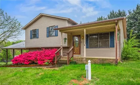 Exterior - 274 Moser Rd, King, NC 27021 photo 3 of 11