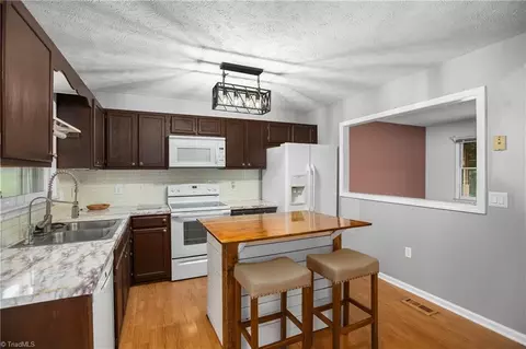 Kitchen - 274 Moser Rd, King, NC 27021 photo 2 of 5