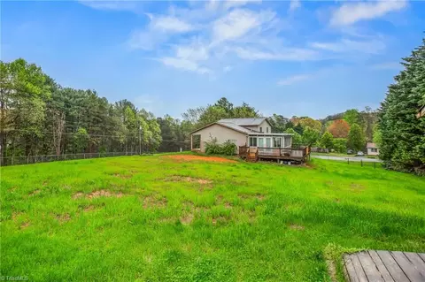 Exterior - 274 Moser Rd, King, NC 27021 photo 8 of 11