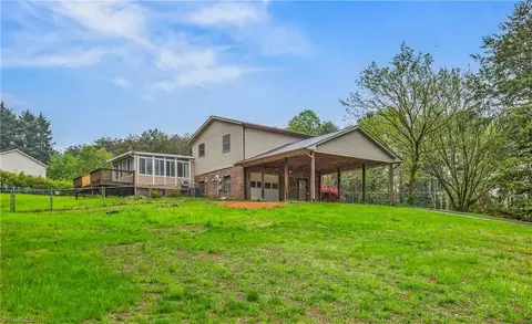 Exterior - 274 Moser Rd, King, NC 27021 photo 9 of 11