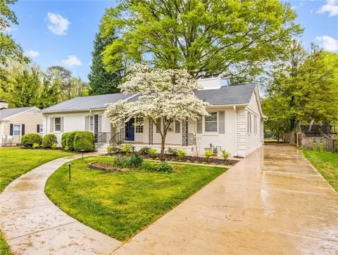 526 Audubon Dr, Greensboro, NC 27410