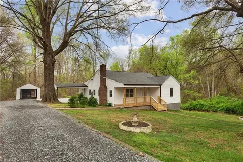 1224 First St, Eden, NC 27288