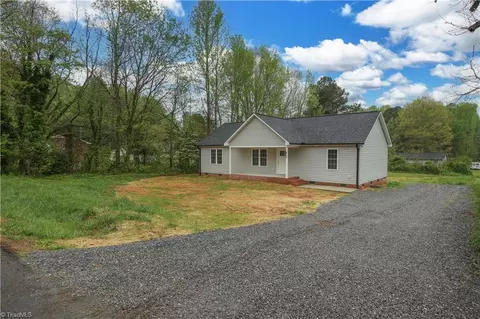 615 Staley St N, Liberty, NC 27298