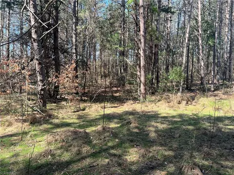 450 Powell Bridge Rd, Harmony, NC 28634 photo 11