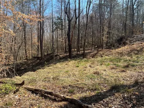 450 Powell Bridge Rd, Harmony, NC 28634 photo 8