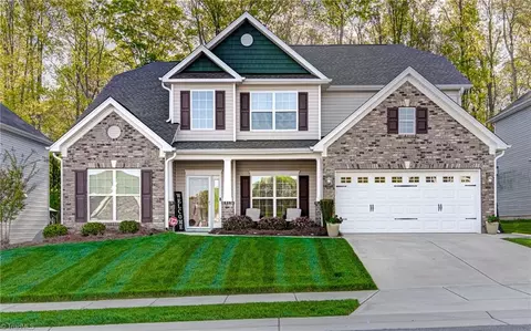 1123 Magenta Way, Kernersville, NC 27284