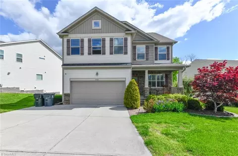 6703 Centerville Ct, Whitsett, NC 27377