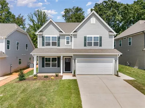 3431 Crimson Wood Dr, Greensboro, NC 27410