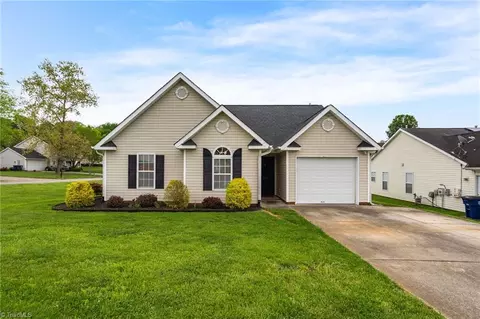 101 Sparks Ct, Winston Salem, NC 27103