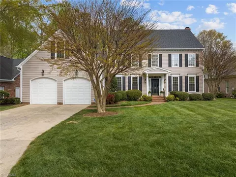 19 Stonecreek Ct, Greensboro, NC 27455