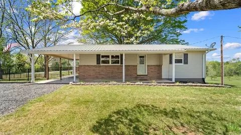 410 Spring Rd, Reidsville, NC 27320