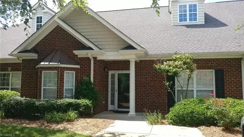 2019 Salisbury Sq, Winston Salem, NC 27127
