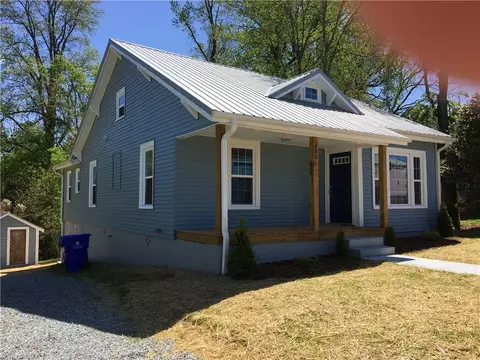 409 Westside Dr, Lexington, NC 27292