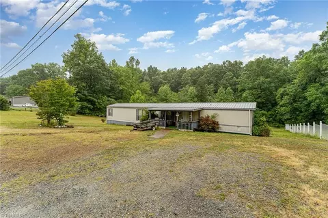 1360 Wright Rd, Lexington, NC 27292 photo 4