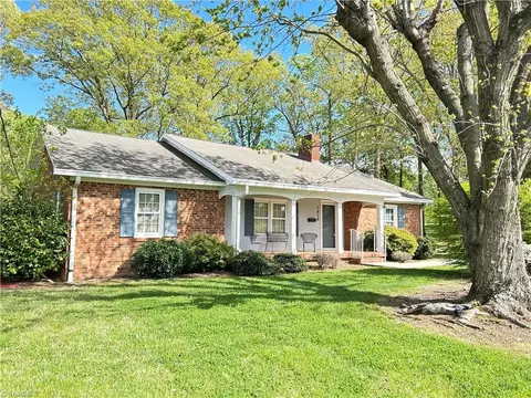 1928 Centennial St N, High Point, NC 27262