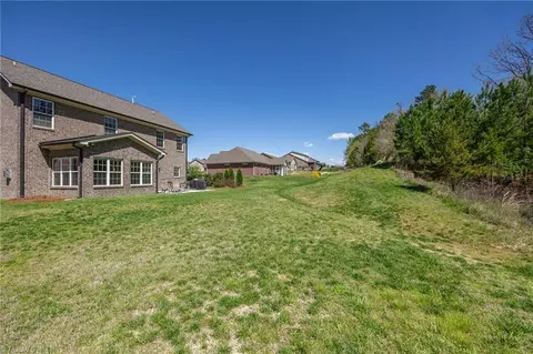 Exterior - 2806 Fallin Ct, High Point, NC 27262 photo 10 of 12