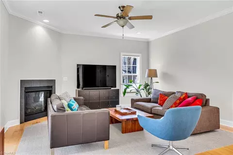 Living - 2806 Fallin Ct, High Point, NC 27262 photo 2 of 2