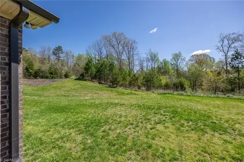Exterior - 2806 Fallin Ct, High Point, NC 27262 photo 11 of 12